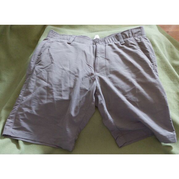 Under Armour Gray loose shorts size 34. They're made with a lightweight, highly - Picture 1 of 5